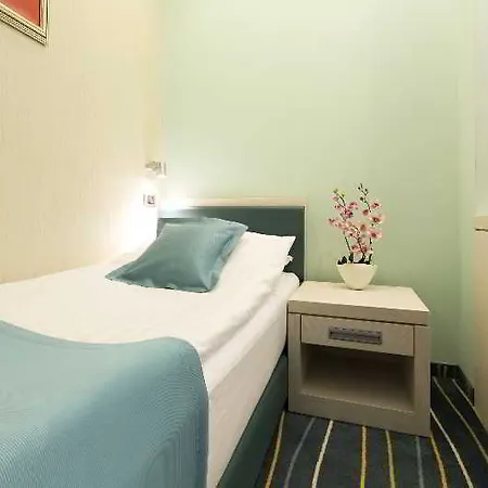 Hotel Kopernikus Prag 4*